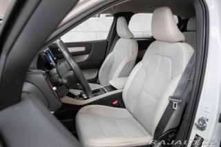 Volvo XC40 D3 MOMENTUM*TAŽNÉ*4xVÝHŘE 2019