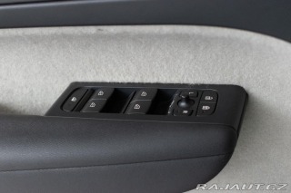 Volvo XC40 D3 MOMENTUM*TAŽNÉ*4xVÝHŘE 2019