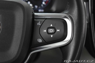 Volvo XC40 D3 MOMENTUM*TAŽNÉ*4xVÝHŘE 2019