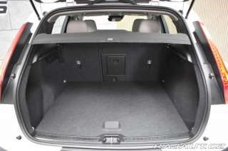 Volvo XC40 D3 MOMENTUM*TAŽNÉ*4xVÝHŘE 2019