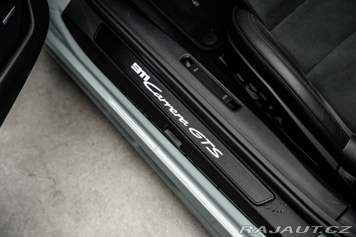 Porsche 911 Carrera GTS Cabrio Sport 2025