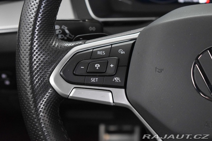 Volkswagen Passat 2.0TDI 147 R-LINE*TAŽNÉ*D 2022