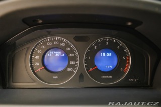 Volvo V70 2.4 D 120kW At. Kinetic 2008