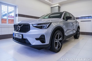 Volvo XC40 B4 AWD 145kW Plus Dark