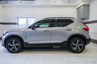 Volvo XC40 B4 AWD 145kW Plus Dark 2022