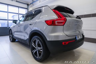 Volvo XC40 B4 AWD 145kW Plus Dark 2022