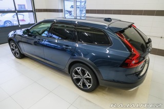Volvo V90 Cross Country B5 AWD 184 2022