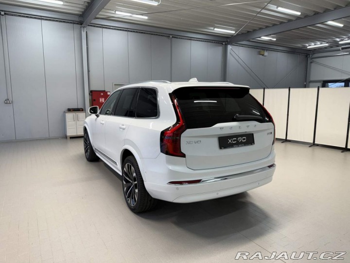 Volvo XC90 B5 2.0L 250+14 HP AT8 AWD 2026