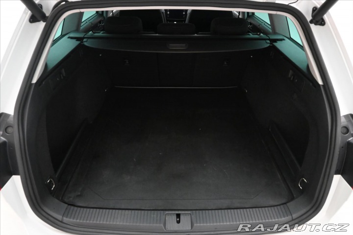 Volkswagen Passat 2,0 TDI 110 kW DSG Busine 2020