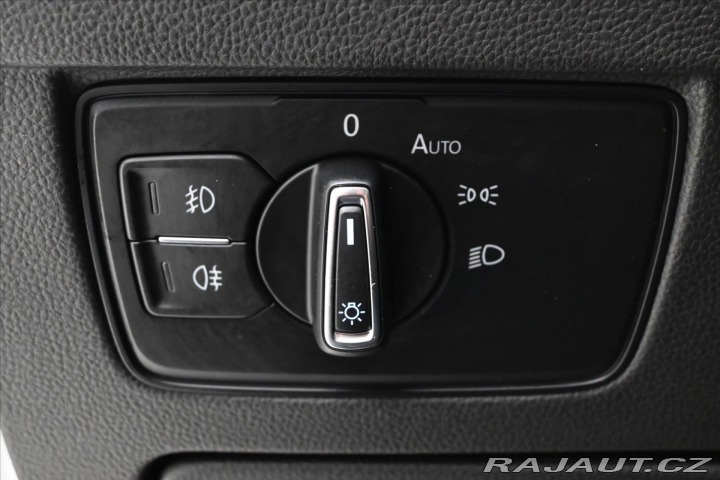 Volkswagen Passat 2,0 TDI 110 kW DSG Busine 2020