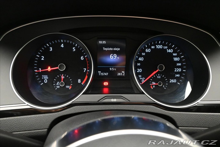 Volkswagen Passat 1,5 TSI 110 kW R-Line Zár 2019