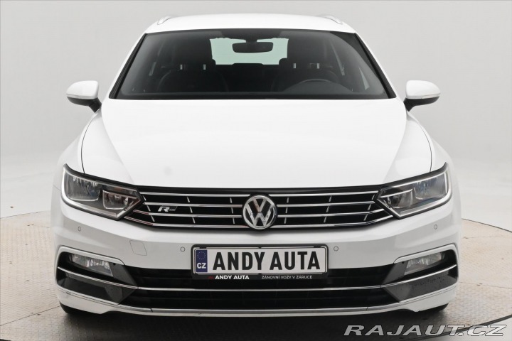 Volkswagen Passat 1,5 TSI 110 kW R-Line Zár 2019