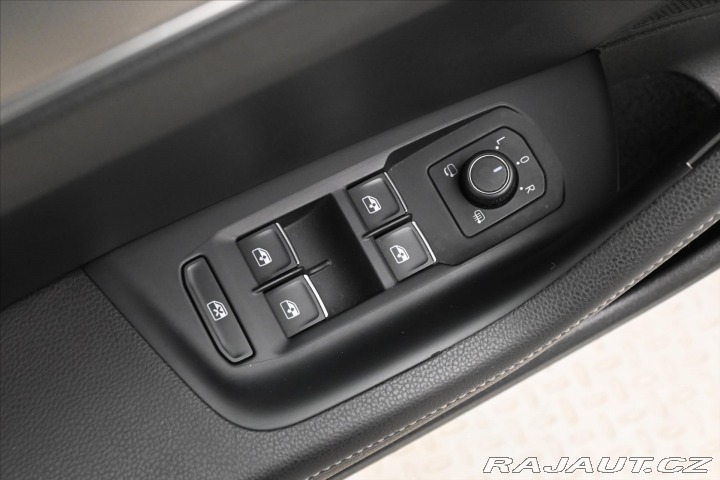 Volkswagen Passat 1,5 TSI 110 kW R-Line Zár 2019