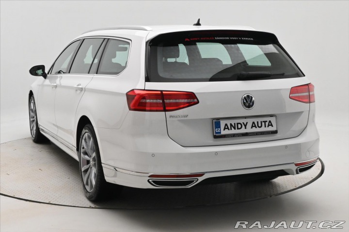 Volkswagen Passat 1,5 TSI 110 kW R-Line Zár 2019