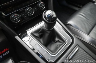 Volkswagen Passat 1,5 TSI 110 kW R-Line Zár 2019