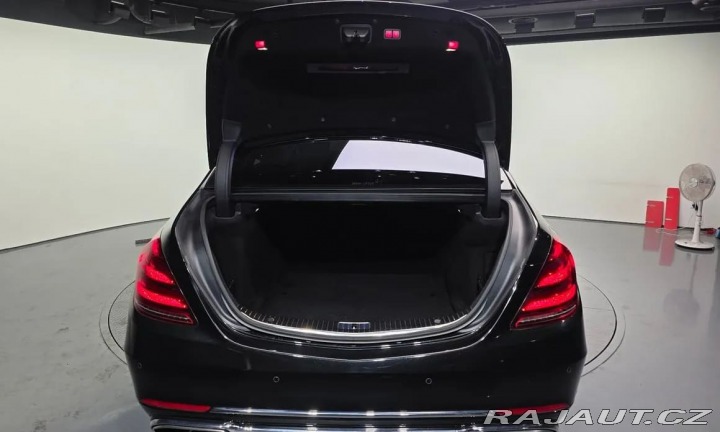 Mercedes-Benz S 560 4MATIC 2020