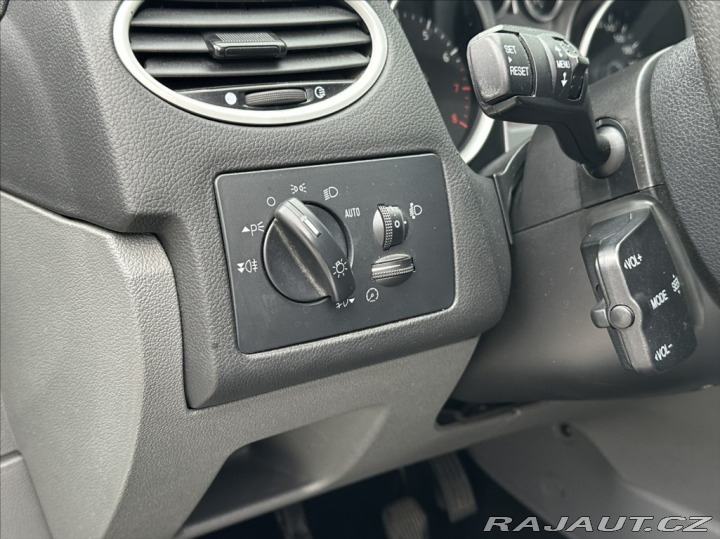 Ford Focus 1,6 100PS  Style 2009