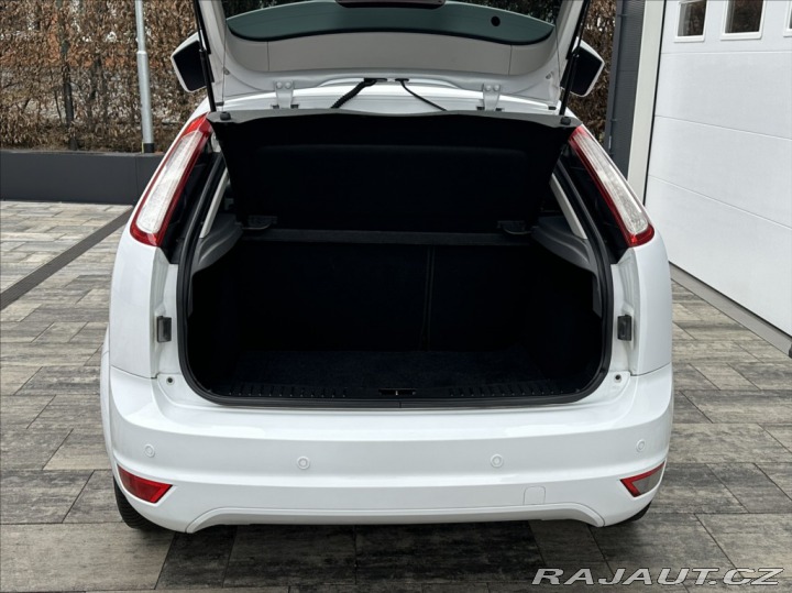 Ford Focus 1,6 100PS  Style 2009