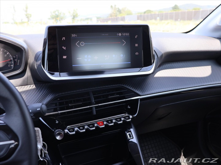Peugeot 208 1,2 Pure Tech 74kW Allure 2023
