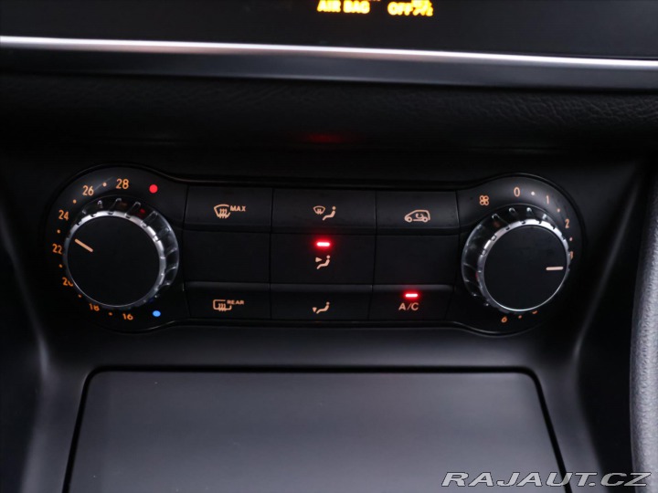 Mercedes-Benz CLA 2,0 250 155kW 4Matic Xeno 2015