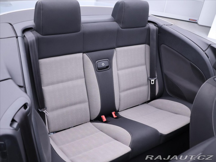 Volkswagen EOS 1,4 TSI 90kW Serv.Kniha 2011