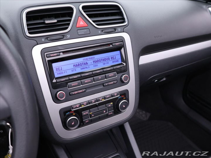 Volkswagen EOS 1,4 TSI 90kW Serv.Kniha 2011