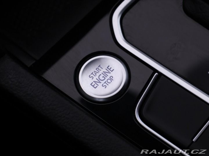 Volkswagen Passat 2,0 TDI 110kW DSG Matrix 2020