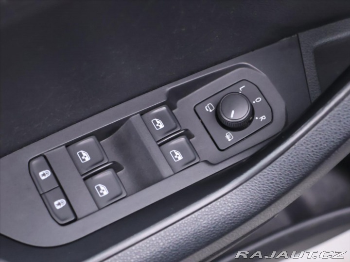 Škoda Karoq 1,6 TDI DSG Ambition CZ D 2020