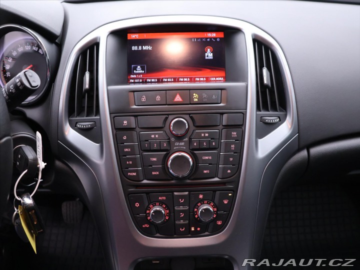 Opel Astra 1,4 T 88kW CZ Drive Serv. 2015