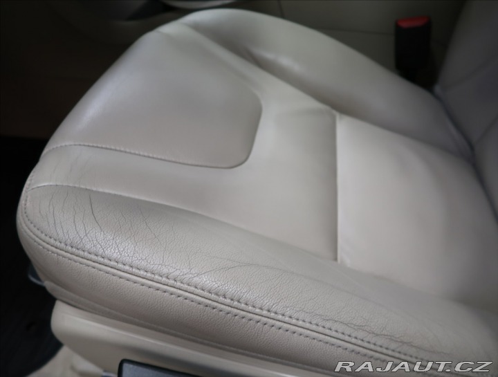 Volvo S60 2,0 D4 R-DESIGN NAVI VÝHŘ 2016