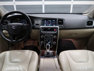 Volvo S60 2,0 D4 R-DESIGN NAVI VÝHŘ 2016
