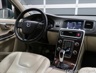 Volvo S60 2,0 D4 R-DESIGN NAVI VÝHŘ 2016