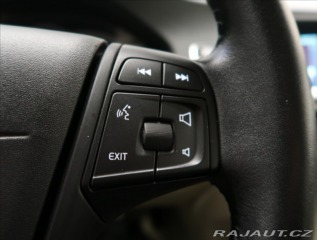 Volvo S60 2,0 D4 R-DESIGN NAVI VÝHŘ 2016