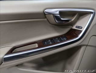 Volvo S60 2,0 D4 R-DESIGN NAVI VÝHŘ 2016