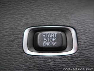 Volvo S60 2,0 D4 R-DESIGN NAVI VÝHŘ 2016