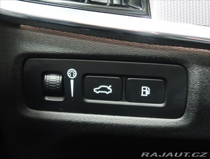 Volvo S90 2,0 T8 TWINENGINE AWD R-D 2018