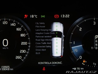 Volvo V60 2,0 D4 AT R-DESIGN PANORA 2020