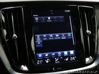 Volvo V60 2,0 D4 AT R-DESIGN PANORA 2020