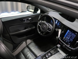 Volvo V60 2,0 D4 AT R-DESIGN PANORA 2020