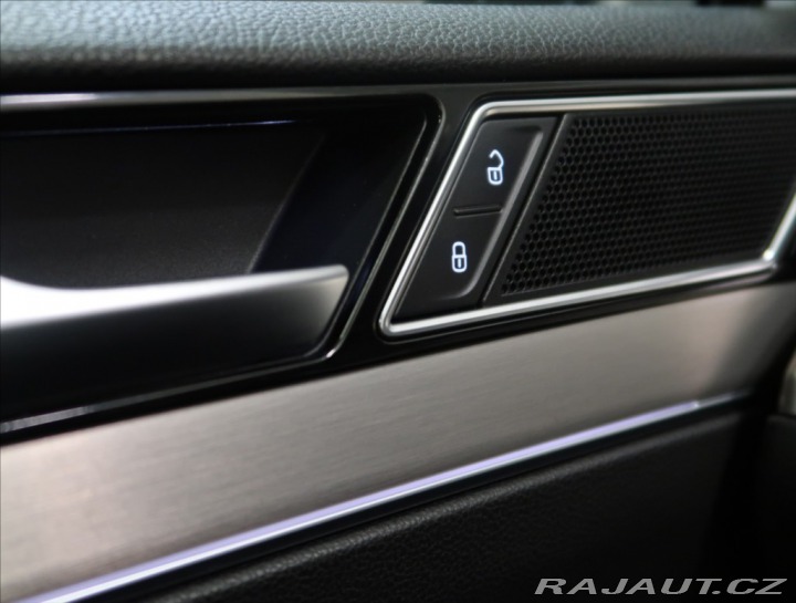 Volkswagen Passat 2,0 TDI 4MOTION ČR NAVI T 2018