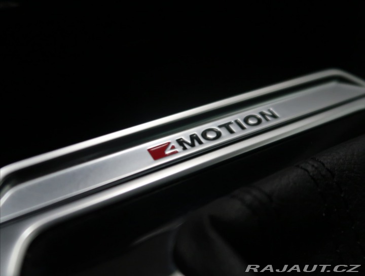 Volkswagen Passat 2,0 TDI 4MOTION ČR NAVI T 2018