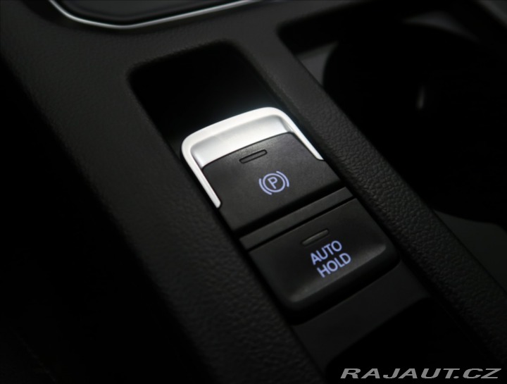 Volkswagen Passat 2,0 TDI 4MOTION ČR NAVI T 2018