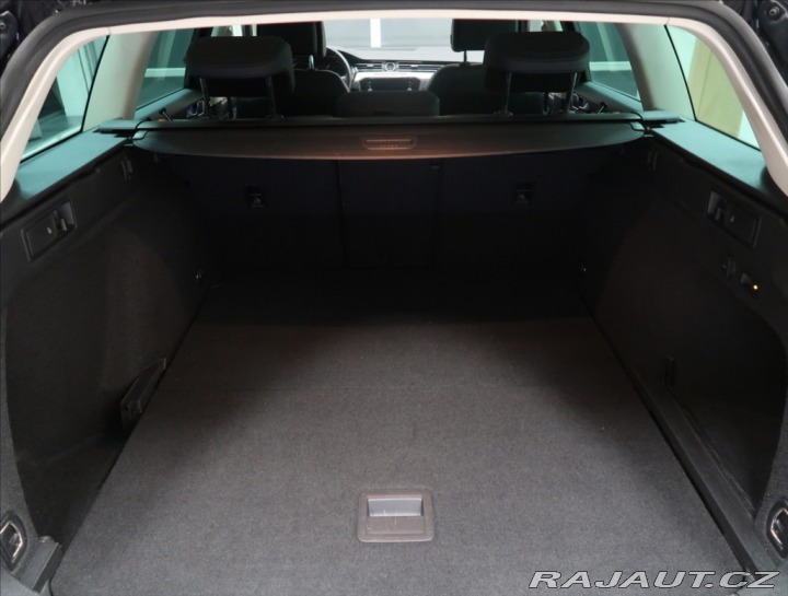 Volkswagen Passat 2,0 TDI 4MOTION ČR NAVI T 2018