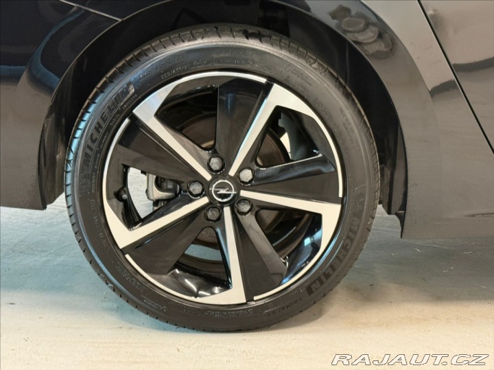 Opel Astra 1,2 T ST EDITION 360KAMER 2025