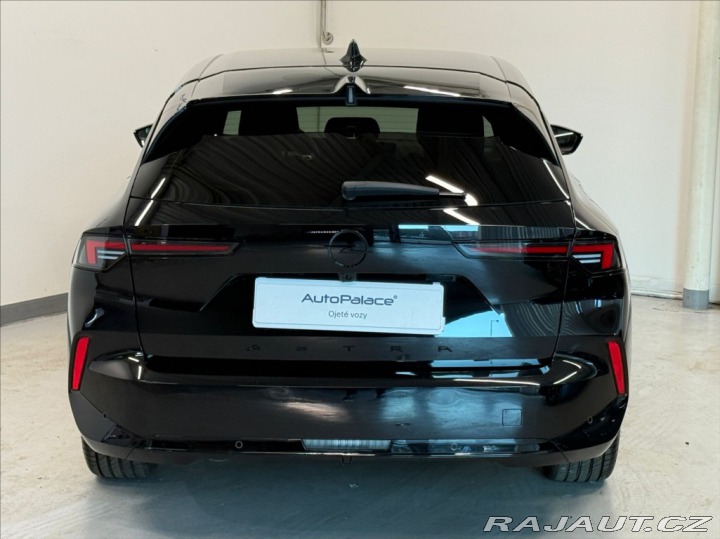 Opel Astra 1,2 T ST EDITION 360KAMER 2025