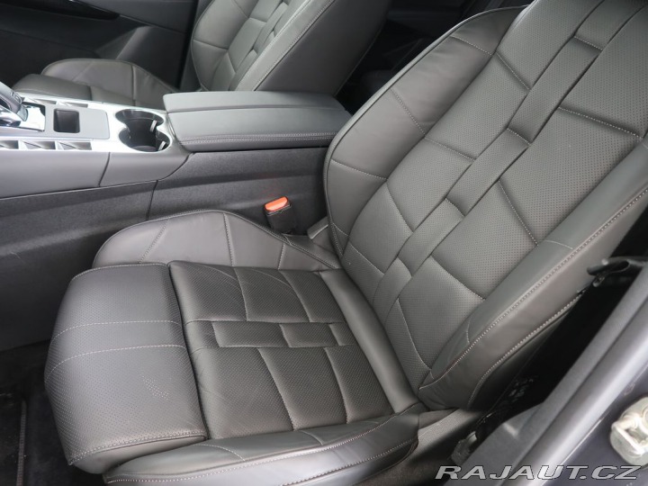 Ostatní značky Ostatní modely DS Automobiles DS7 Crossback 1.5BlueHDi,CZ,1Maj,ETOILE 1800