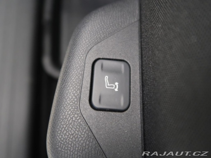 Peugeot 3008 1.2HYBRID,CZ,1Maj,ALLURE, 1800