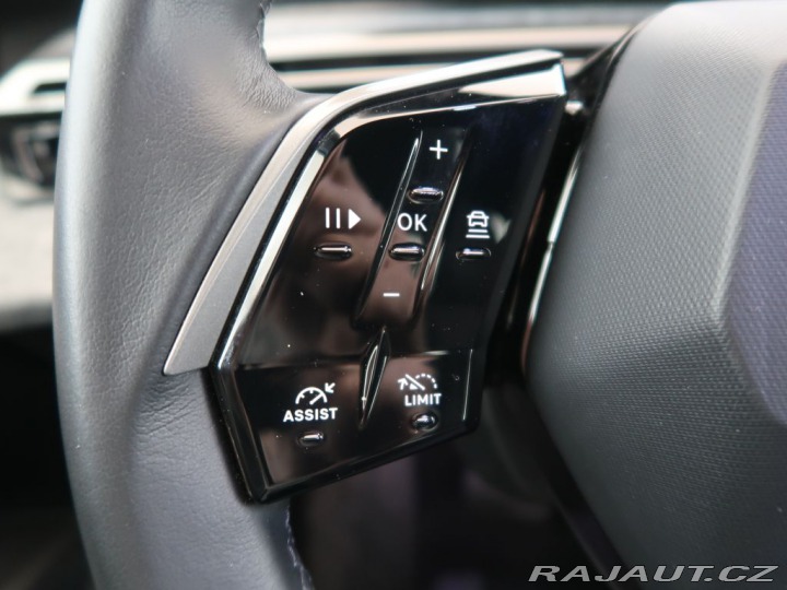 Peugeot 3008 1.2HYBRID,CZ,1Maj,ALLURE, 1800