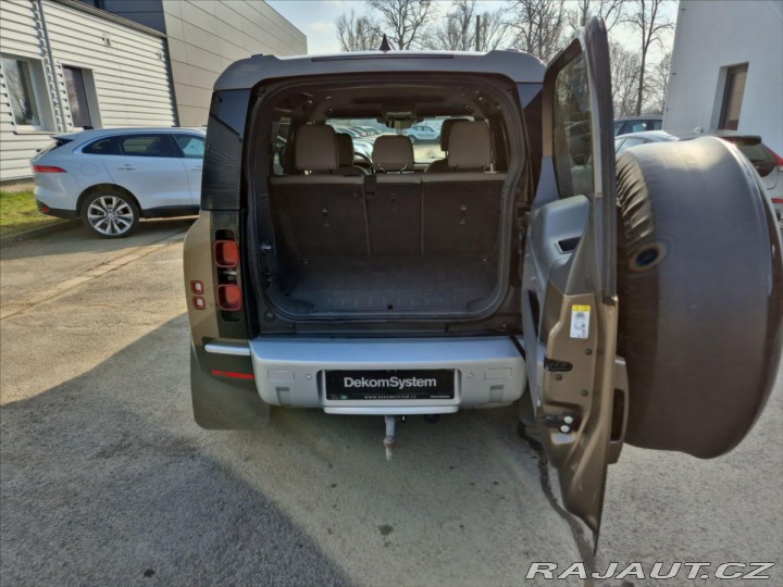 Land Rover Defender 3,0 110 3,0 D200 SE 2022