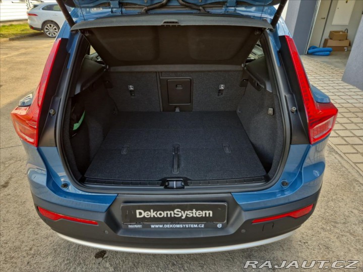 Volvo XC40 2,0 B3 Core 2022